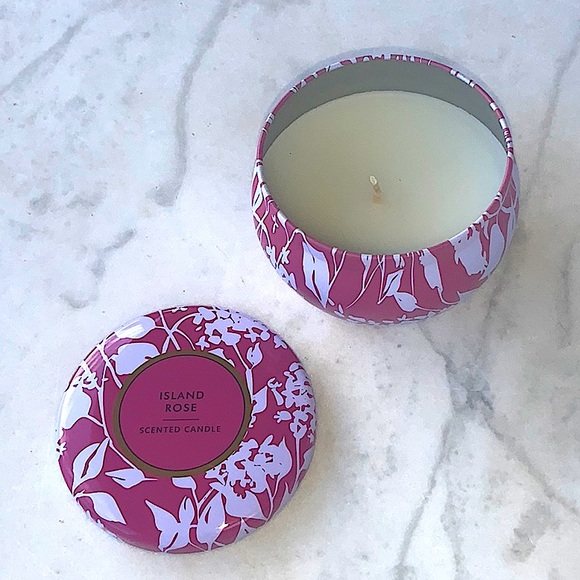 SUSAN JACOBS NEW YORK CANDLE ISLAND ROSE NEW 1 WICK METAL TIN 3.3 OZ NEW - Picture 3 of 4